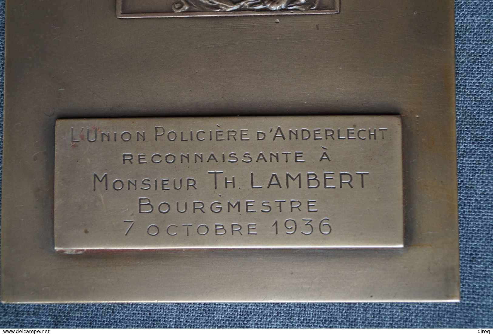 Police D'Anderlecht,daté Du 7/10/1936,pour Mr. Théophile Lambert,Bougmestre, Scupture Sur Bronze,160 Mm./100 Mm. - Police & Gendarmerie