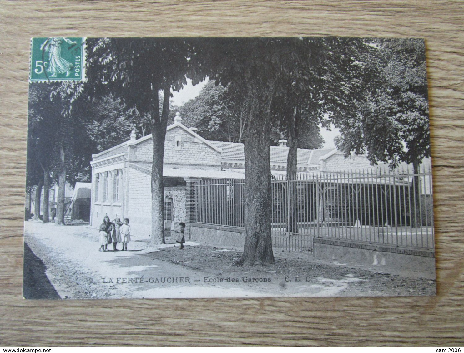 77  LA FERTE GAUCHER ECOLE DES GARCONS FILLETTES - La Ferte Gaucher