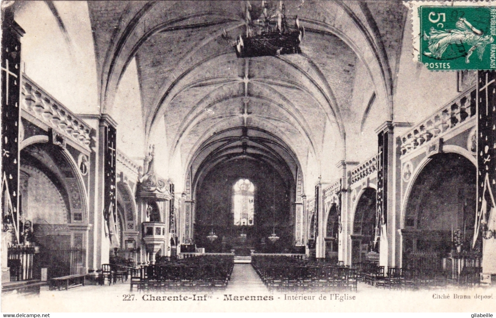 17 - Charente Maritime -  MARENNES - Interieur De  Eglise - Marennes