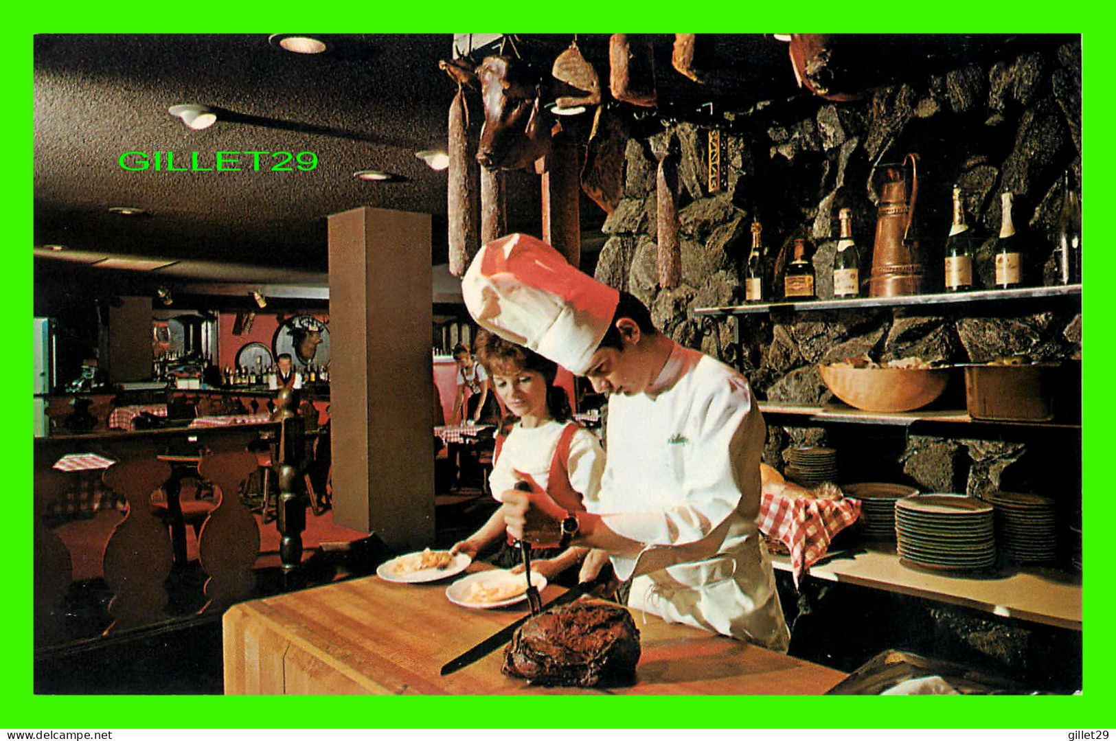 HAMILTON, ONTARIO - HOLIDAY INN - LE CHEF DANS LA SALLE À DINER - PETERBOROUGH POST CARD CO LTD - - Hamilton