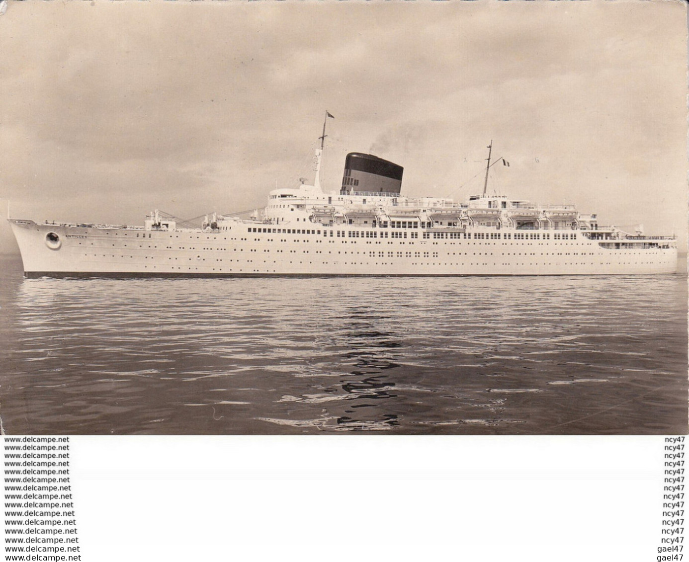 CPSM/pf  Cie Gle Transatlantique, Paquebot  "ANTILLES" . ...D122 - Commerce