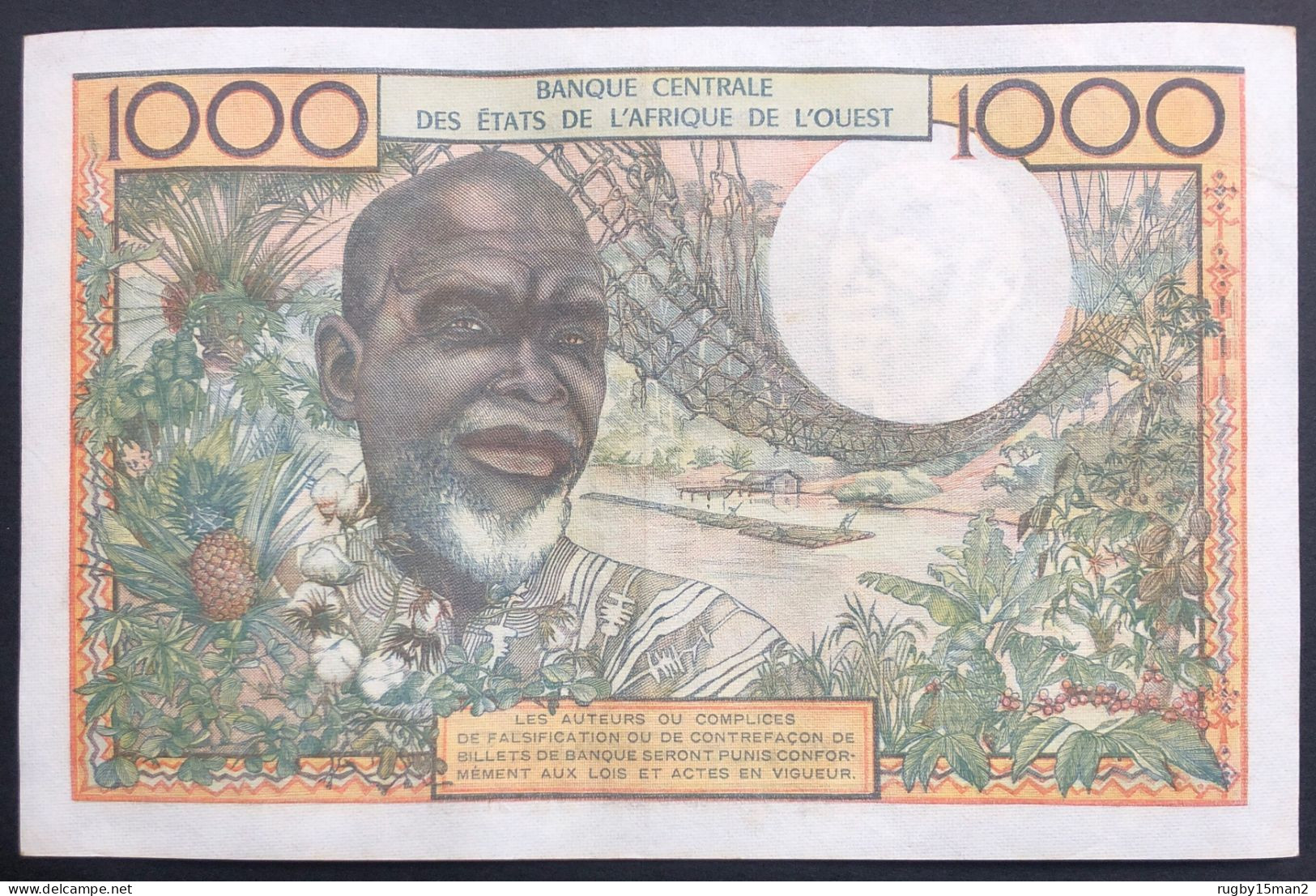 N°52 BILLET DE BANQUE 1000 FRANCS CÔTE D'IVOIRE 20/3/1961 SUP/SUP+/XF+ - Costa De Marfil