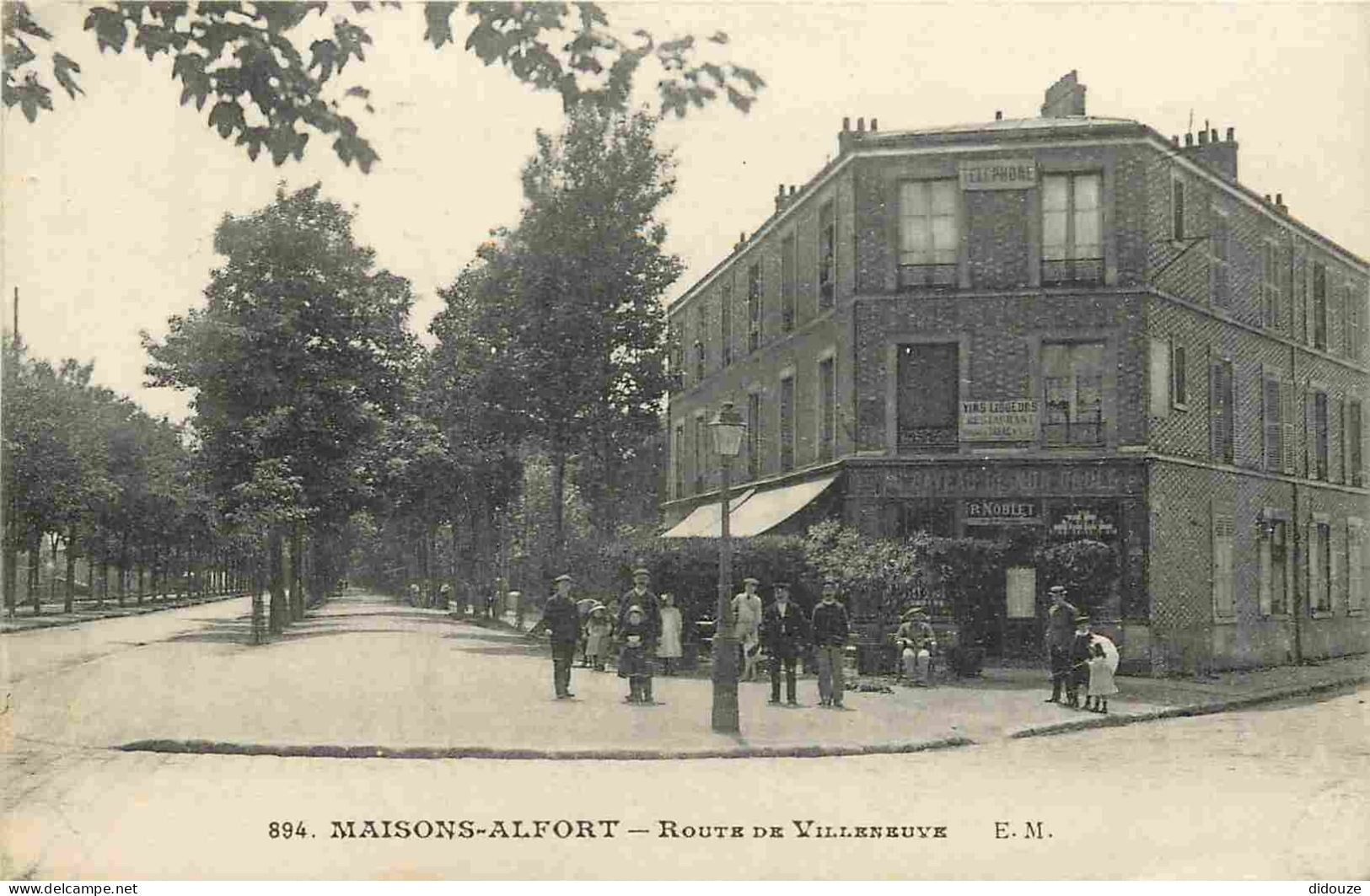 94 - Maisons Alfort - Route De Villeneuve - Animée - Correspondance - CPA - Voir Scans Recto-Verso - Maisons Alfort