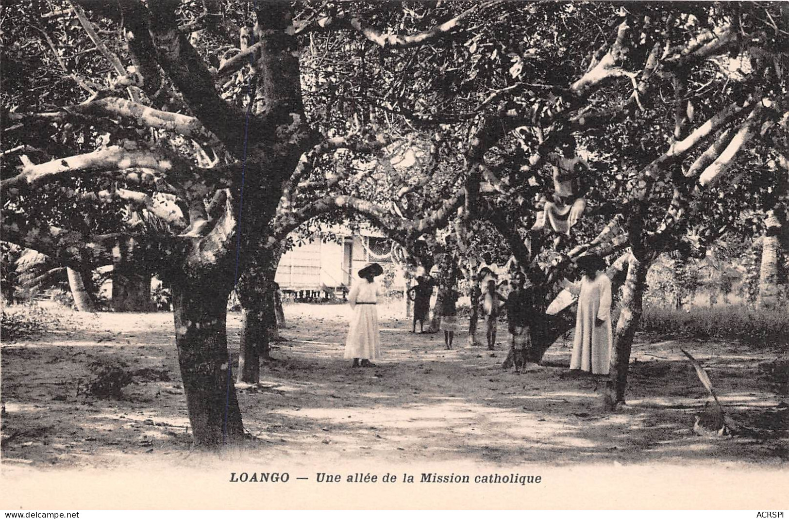 CONGO LOANGO Une Allee De La Mission Catholique 13(scan Recto-verso) MA241 - Brazzaville