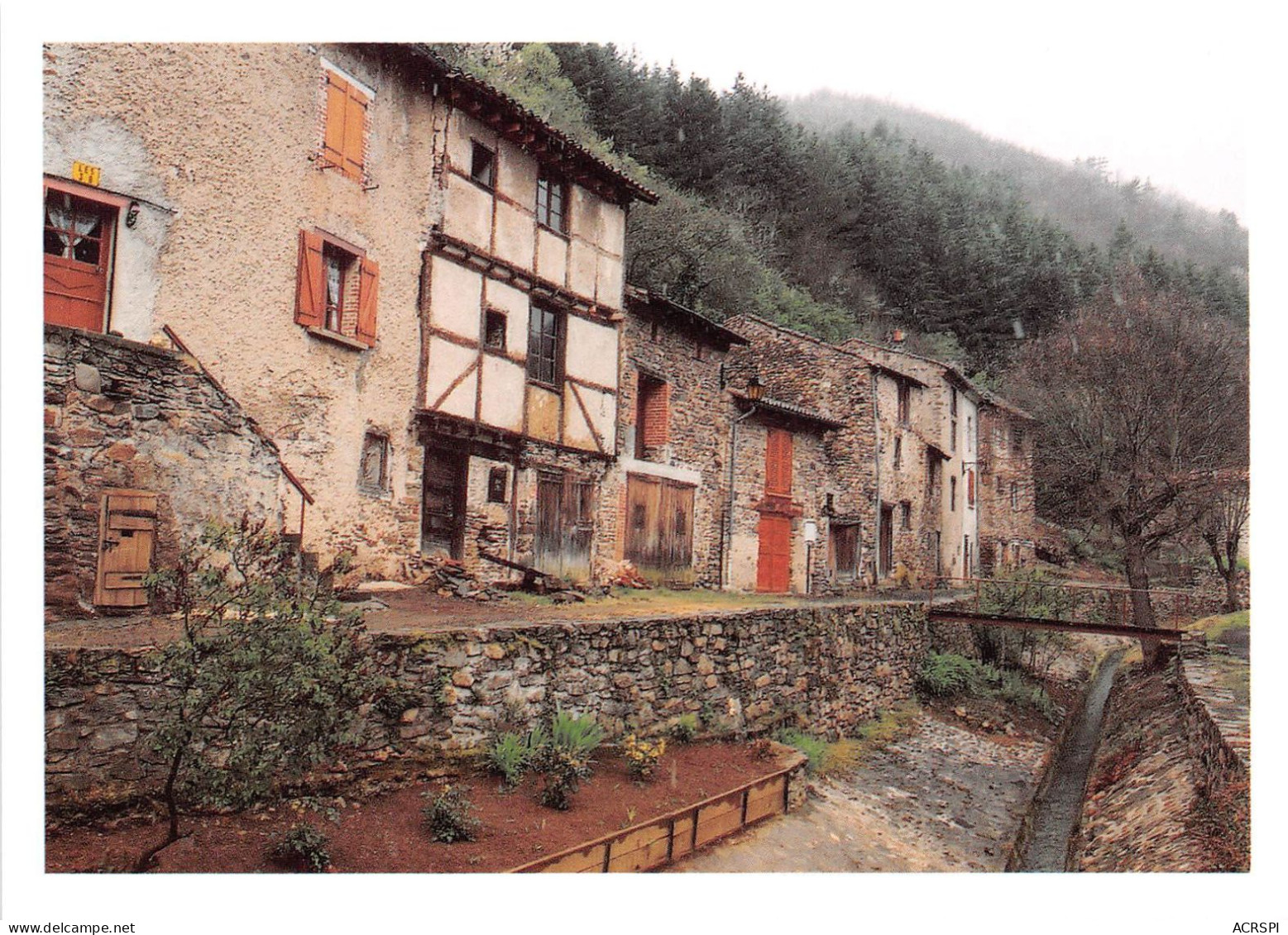 BLESLE Vieilles Maisons En Pierres Et En Colombages Au Bord Du Merdant  3(scan Recto-verso) MA227 - Blesle