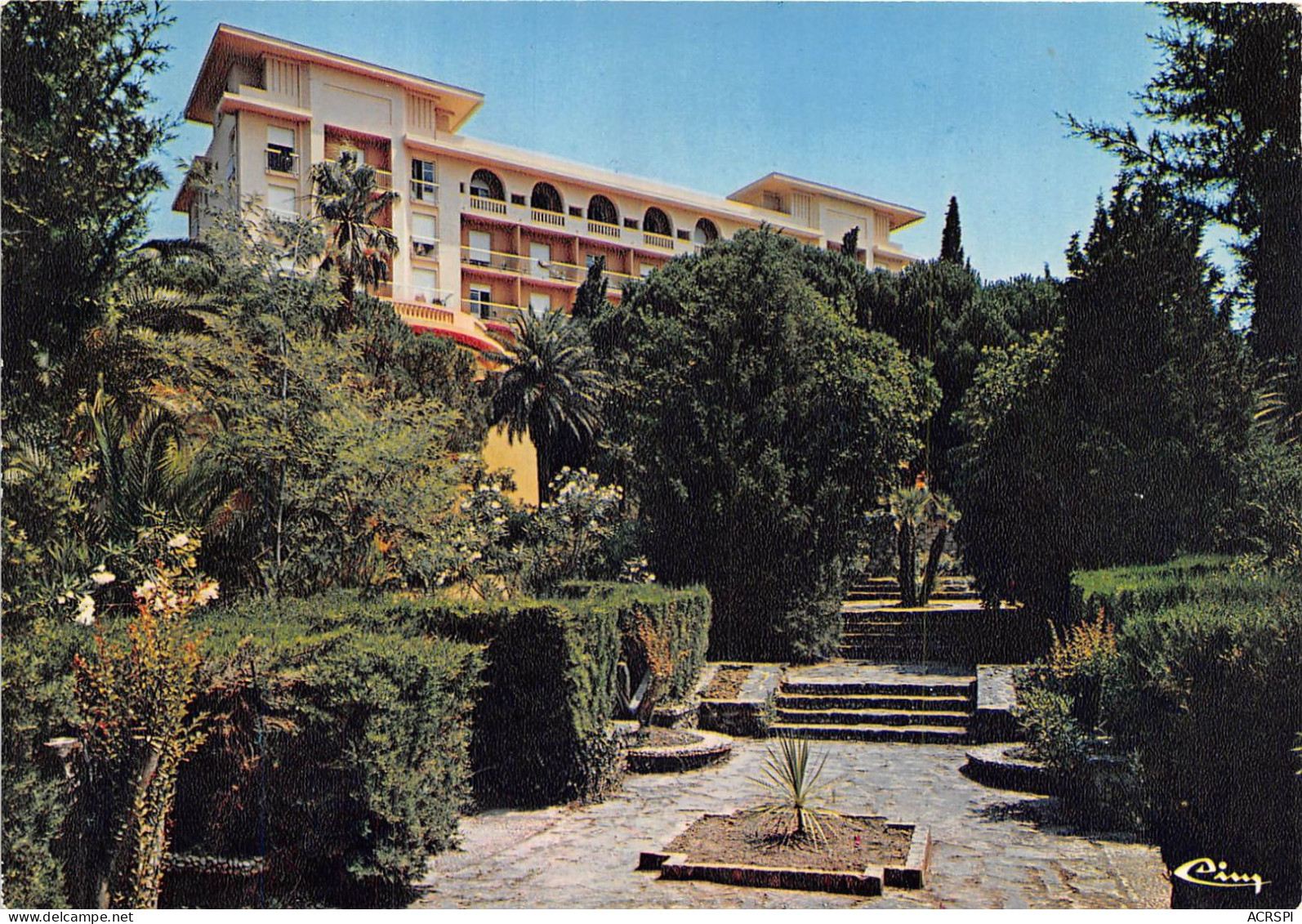 LES ISSAMBRES Maison Familiale Du Val D Esquieres Les Jardins Et La Residence 25(scan Recto-verso)MA262 - Les Issambres