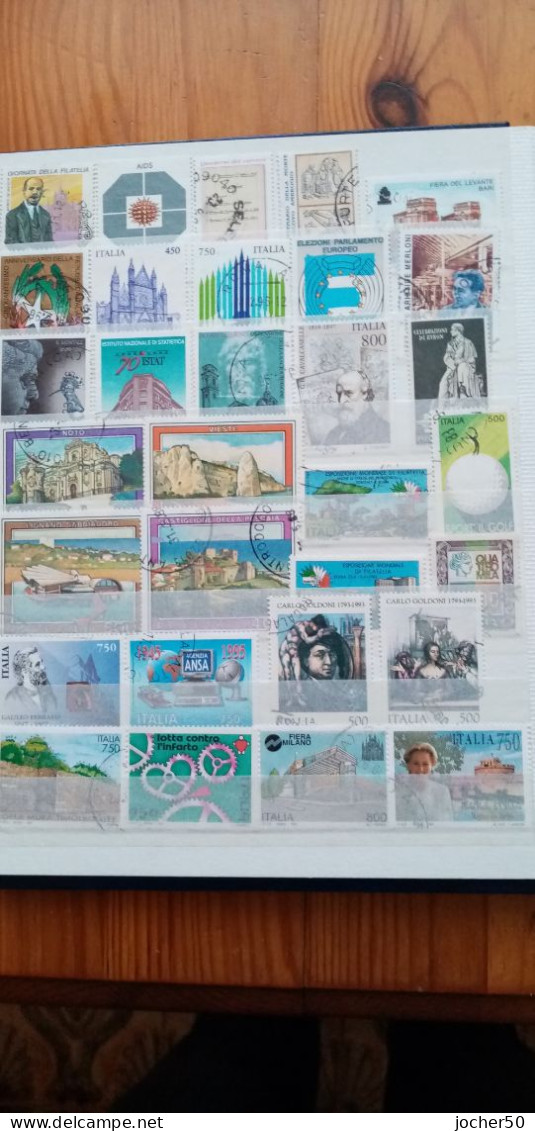 raccolta di francobolli italiani