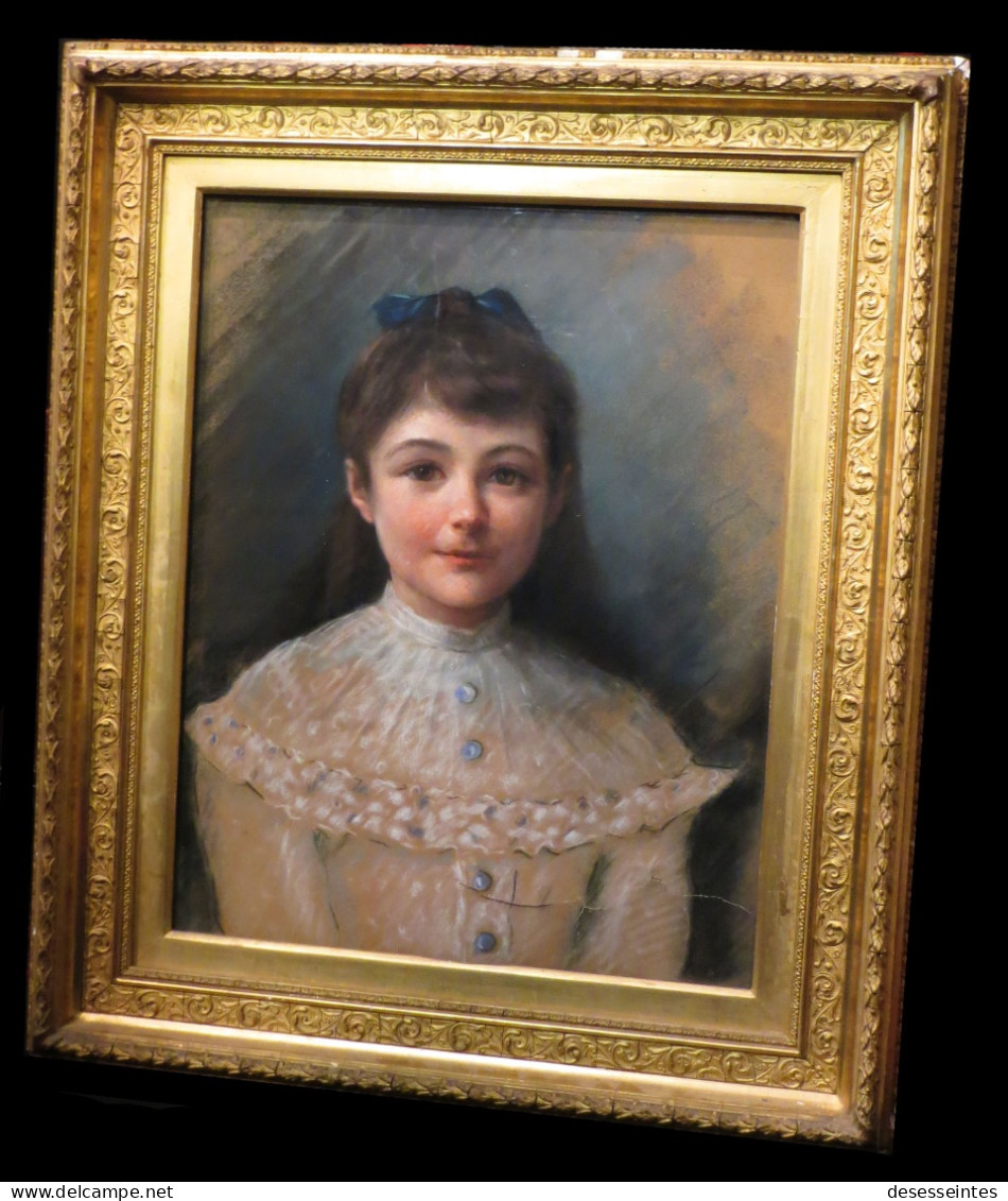 [Pastel Sur Papier] Portrait D'une Jeune Fille. Circa 1900. - Pastel