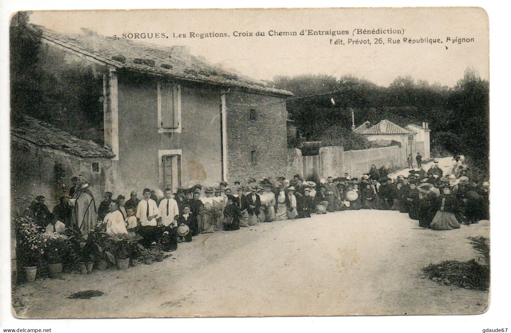 SORGUES (84) - LES ROGATIONS - CROIX DU CHEMIN D'ENTRAIGUES - BENEDICTION - Sorgues