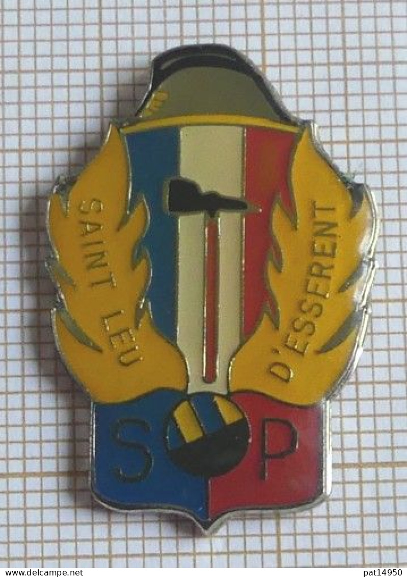 PAT14950  SAPEURS POMPIERS De SAINT LEU D'ESSERENT Dpt 60 OISE - Brandweerman