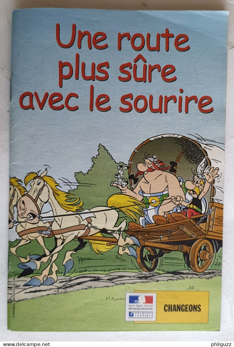 ALBUM PUBLICITAIRE ASTERIX UNE ROUTE PLUS SÛRE AVEC LE SOURIRE 2004 UDERZO - Objets Publicitaires