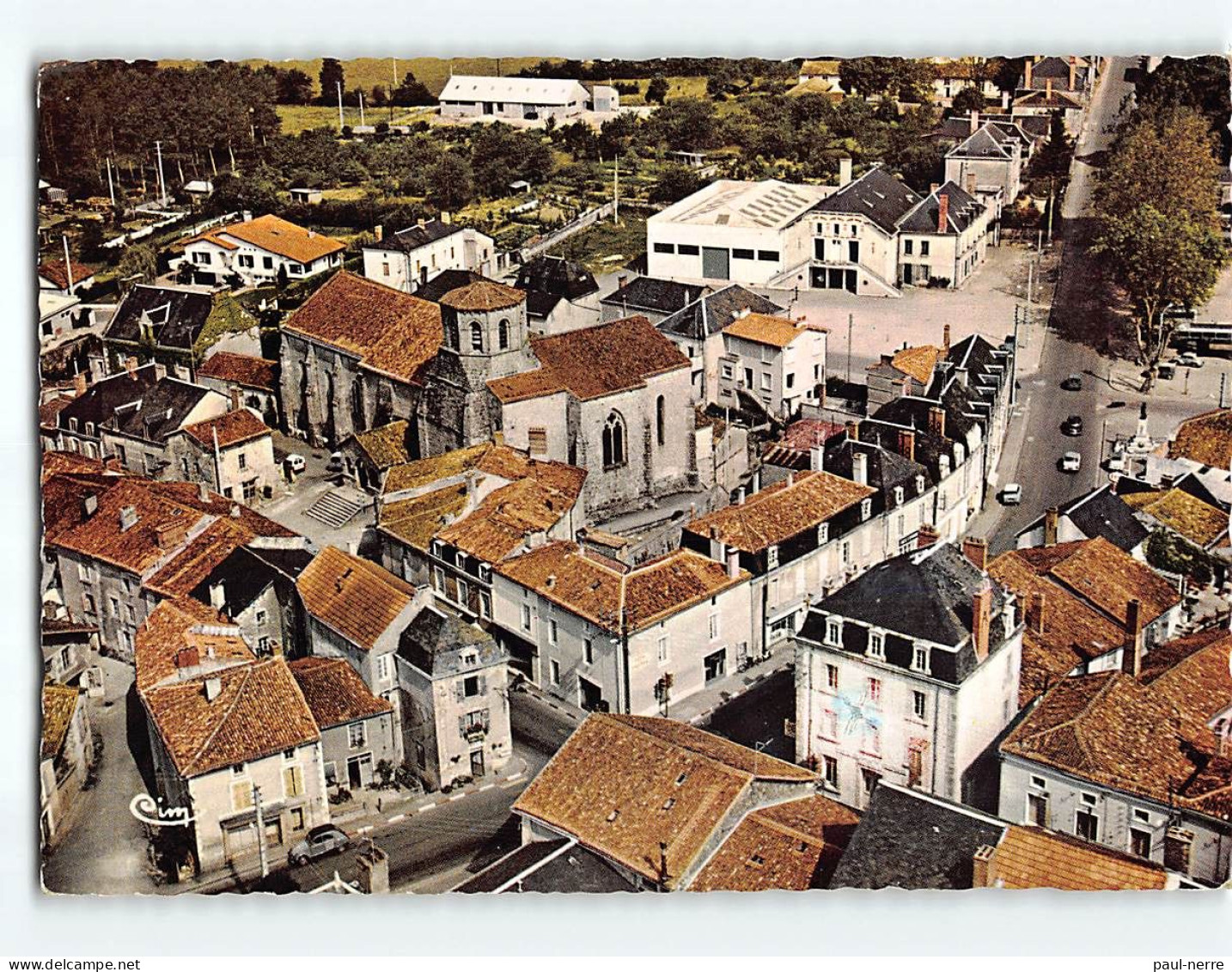 SECONDIGNY : Vue Aérienne, Le Centre Du Bourg - Très Bon état - Secondigny