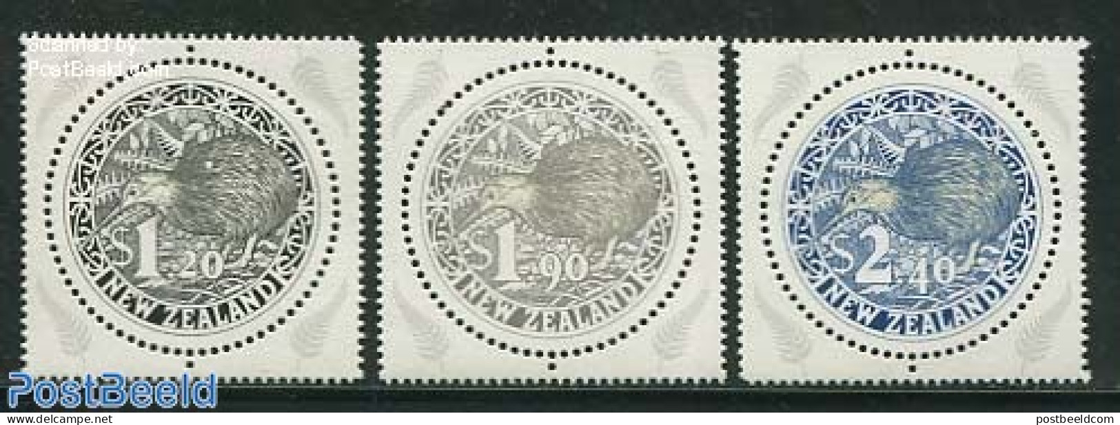New Zealand 2011 Kiwi Stamps 3v, Mint NH, Nature - Various - Birds - Round-shaped Stamps - Ongebruikt