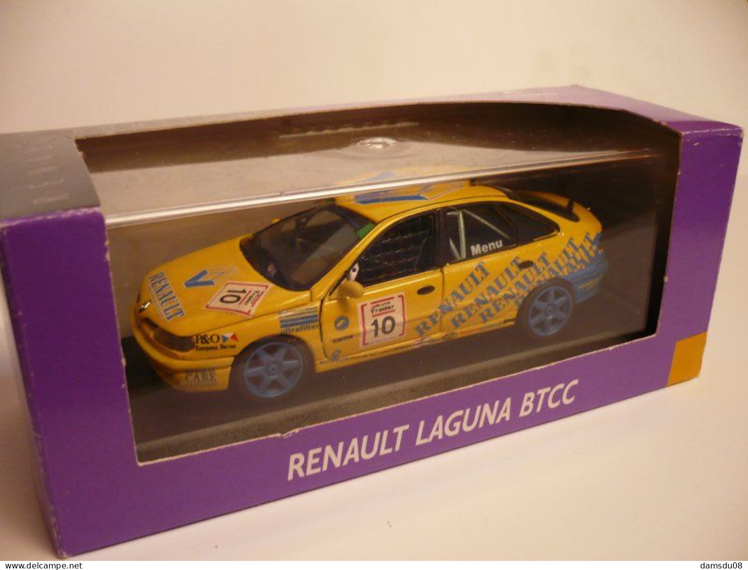 Vitesse Renault Laguna BTCC  Alain Menu Echelle 1/43 En Boite Vitrine Et Surboite Carton - Vitesse