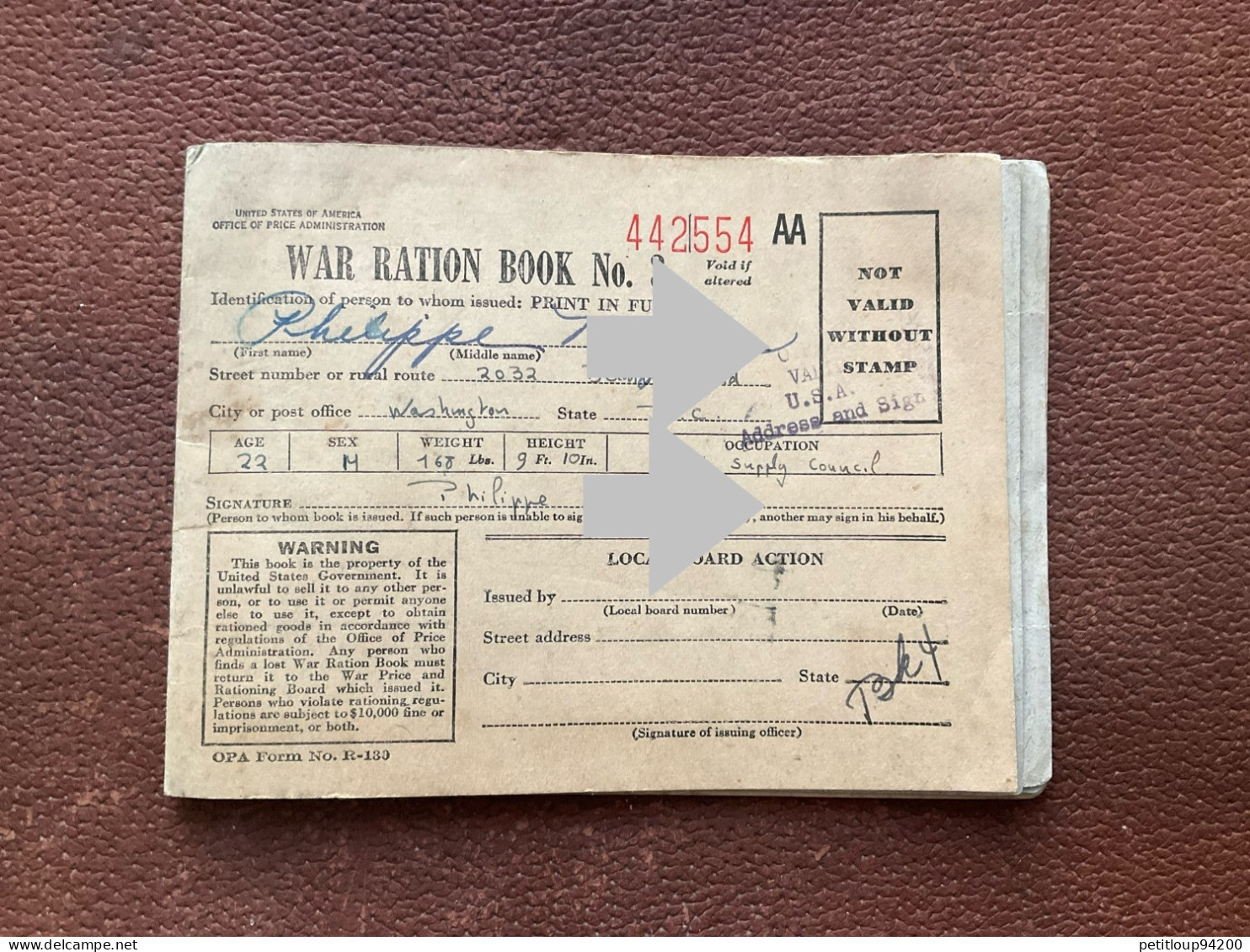 WAR RATION BOOK No 4  Carnet De Tickets De Rationnement  ÉTATS-UNIS - Notgeld