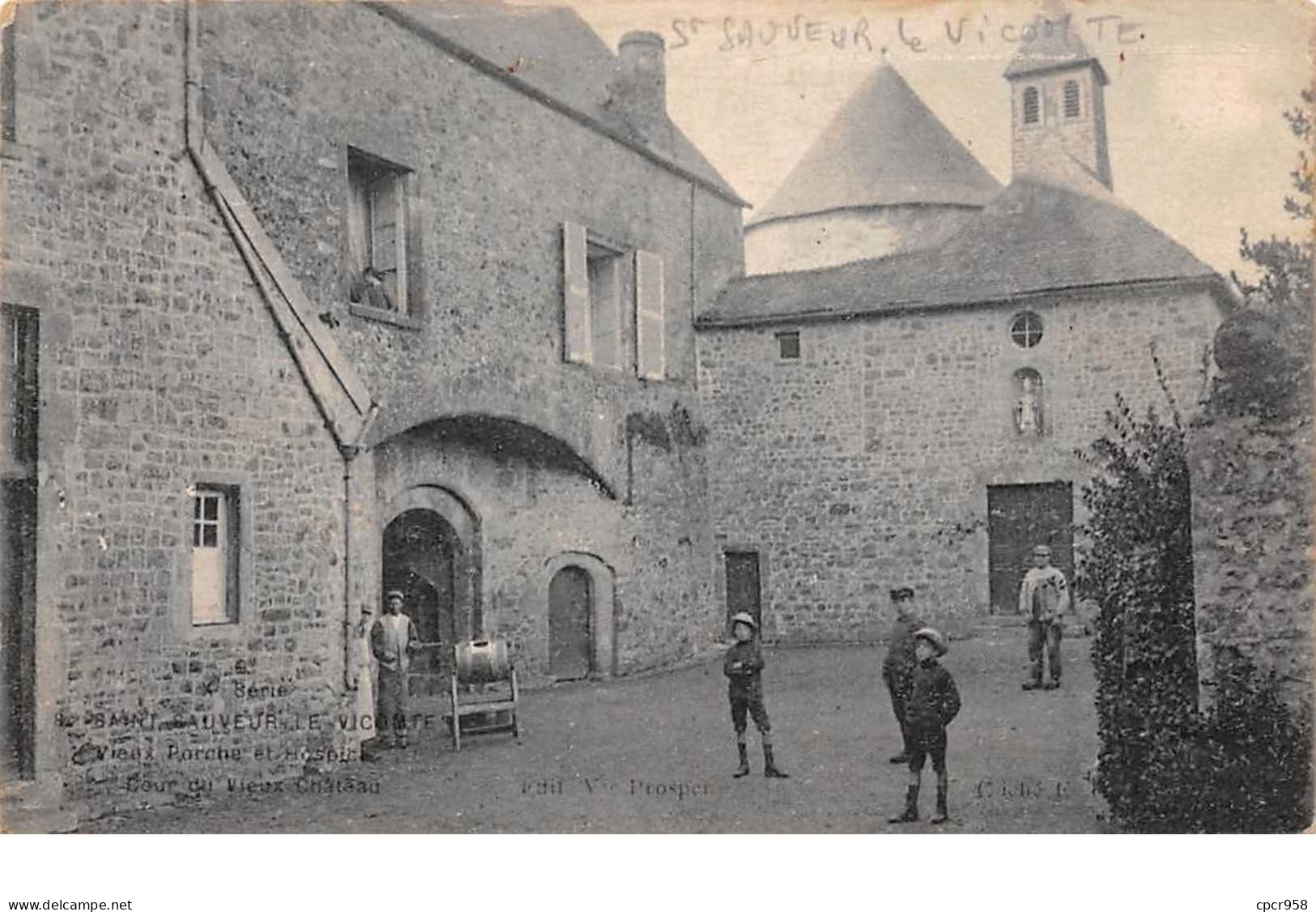 50.n°57112.saint Sauveur Le Vicomte.vieux Porche Et Hospice.cour Du Vieux Chateau - Saint Sauveur Le Vicomte