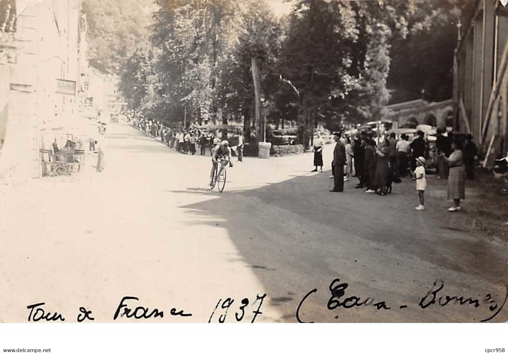 64. N°55176.eaux Bonnes.sports.tour De France 1937.cyclisme .carte Photo - Eaux Bonnes