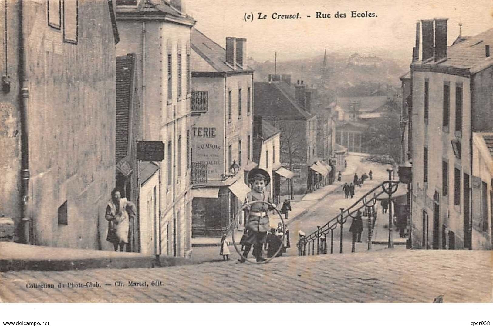 71 - N°150717 - Le Creusot - Rue Des Ecoles - Le Creusot