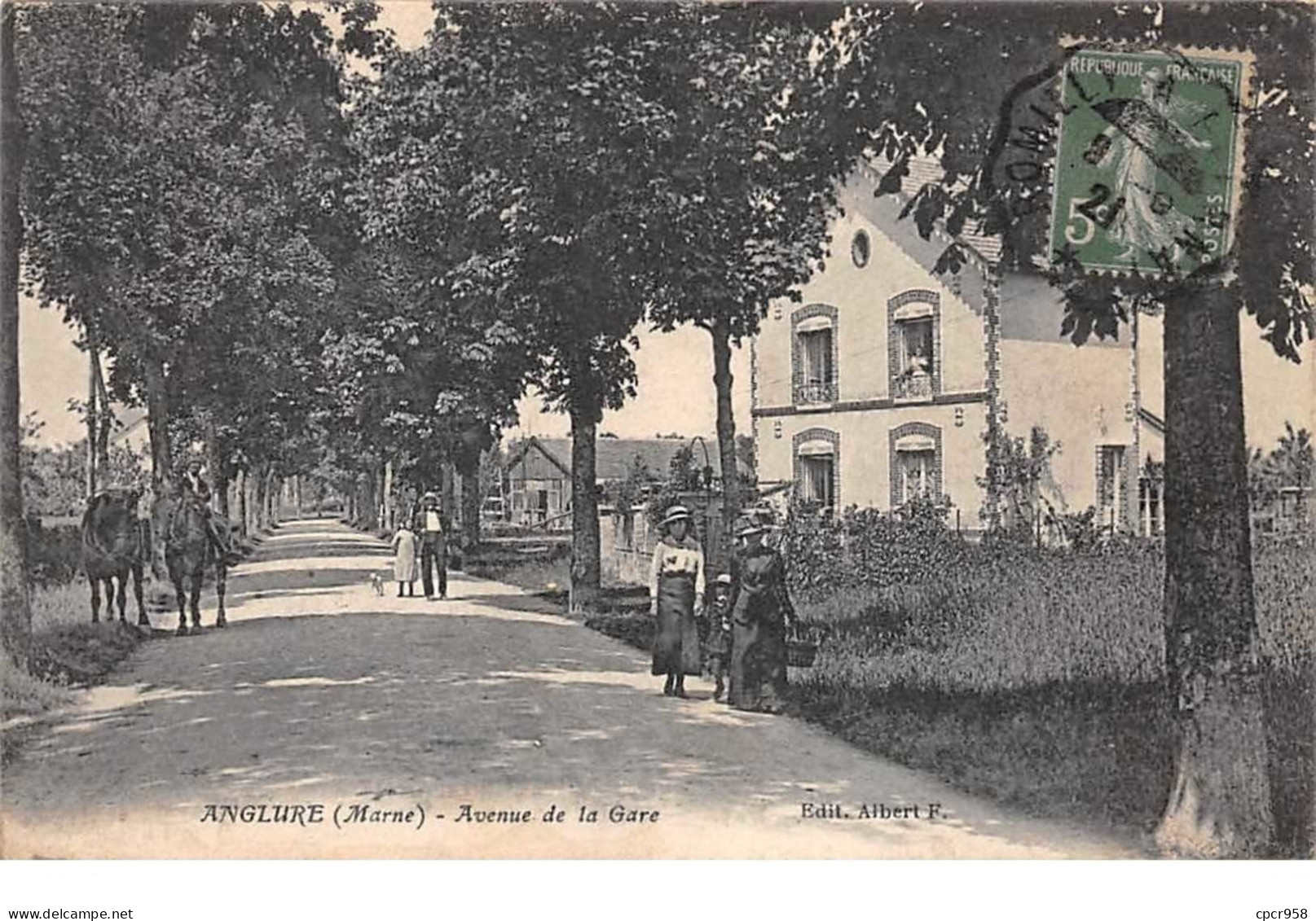 51. N° 103535 .anglure .avenue De La  Gare . - Anglure