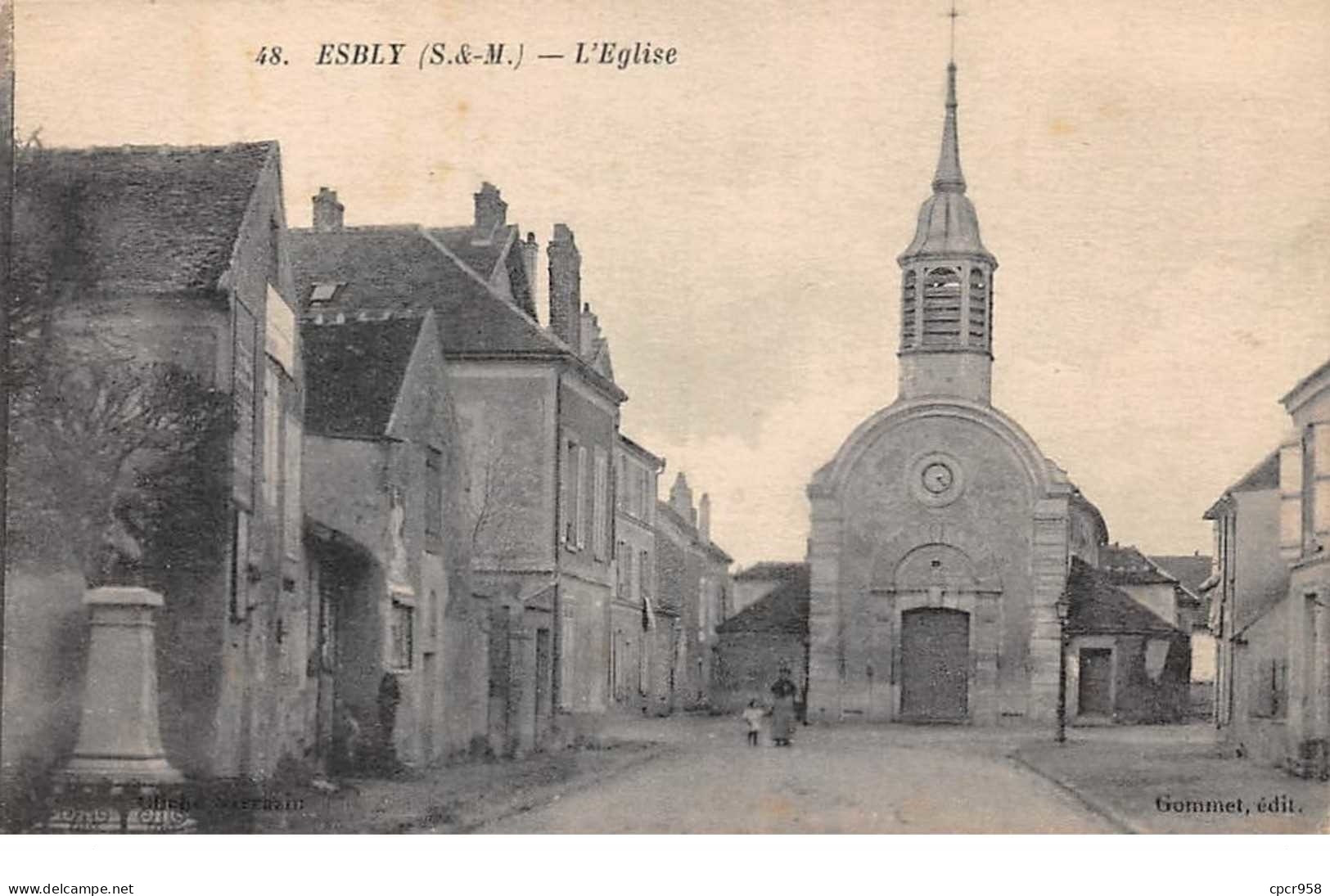 77. N° 104269 .esbly .l Eglise . - Esbly