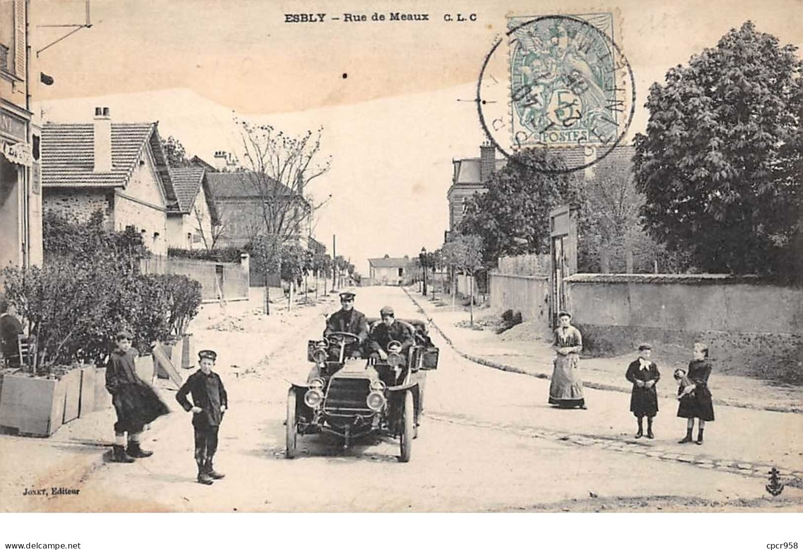 77. N° 104742 .esbly .voiture .rue De Meaux . - Esbly