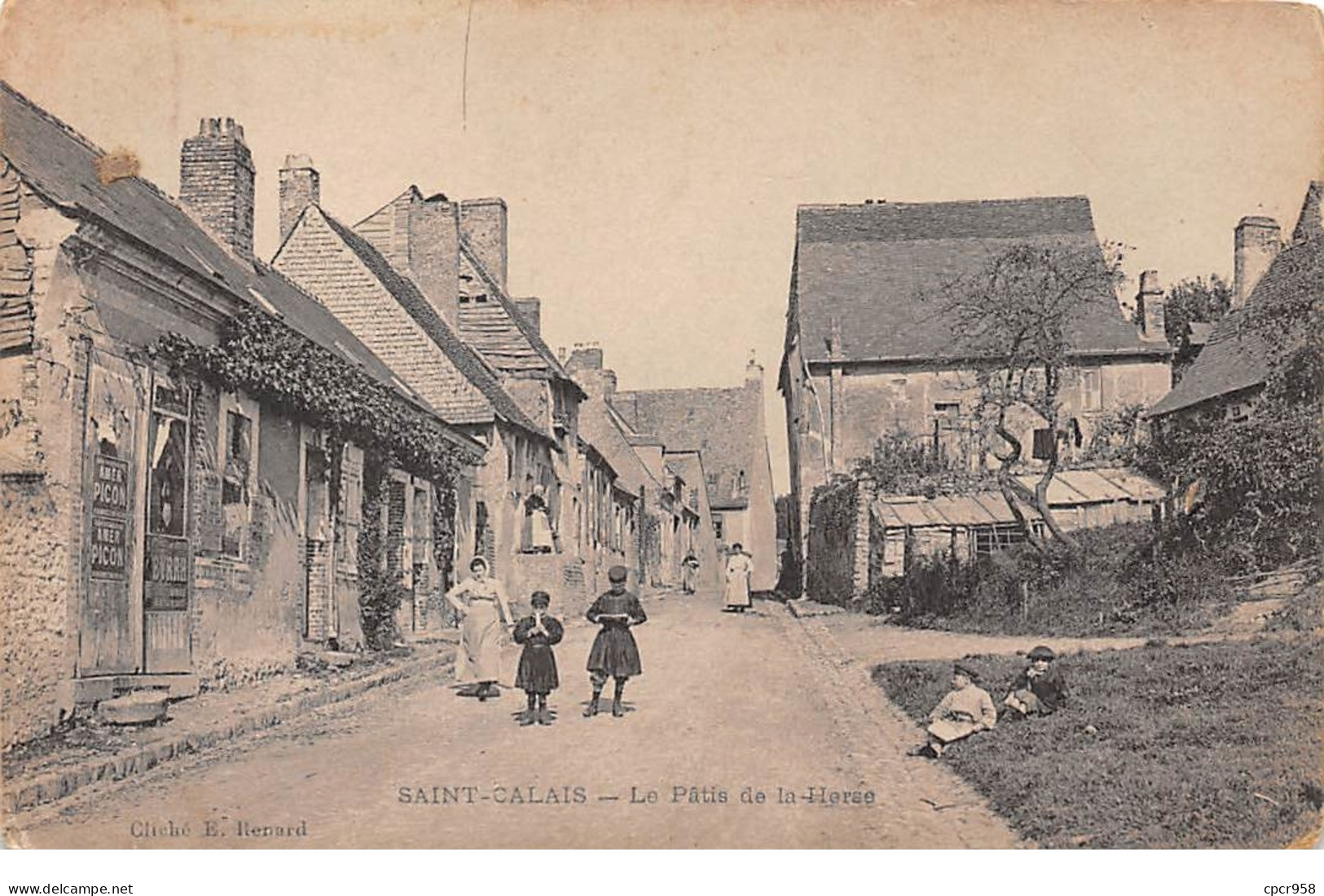 72  .n°  107655 . Saint Calais . Le Patis De La Herse .enfants . - Saint Calais