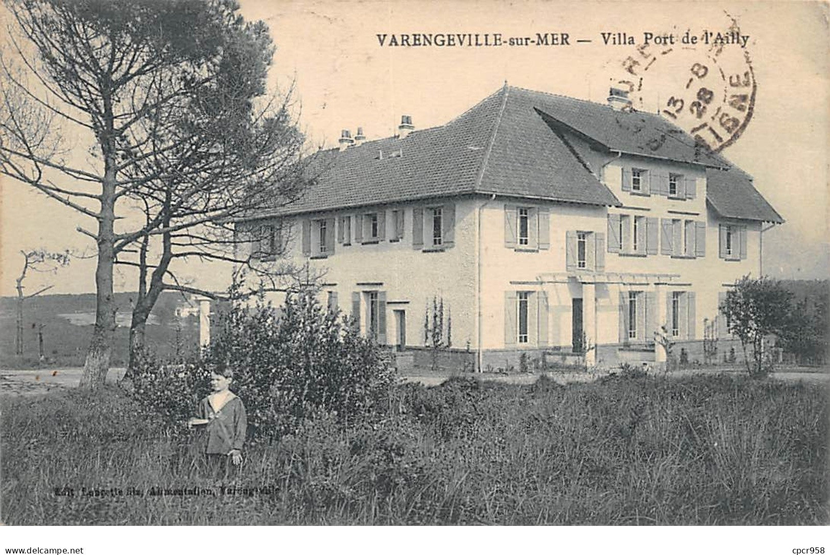 76 .n° 108890 .  Varengeville Sur Mer . Villa Port De L Ailly .vue Generale . - Varengeville Sur Mer