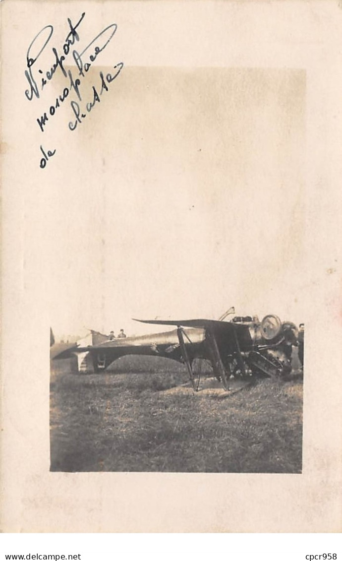 Aviation - N°63885 - Avion Accidenté Au Sol - Carte Photo - Accidents