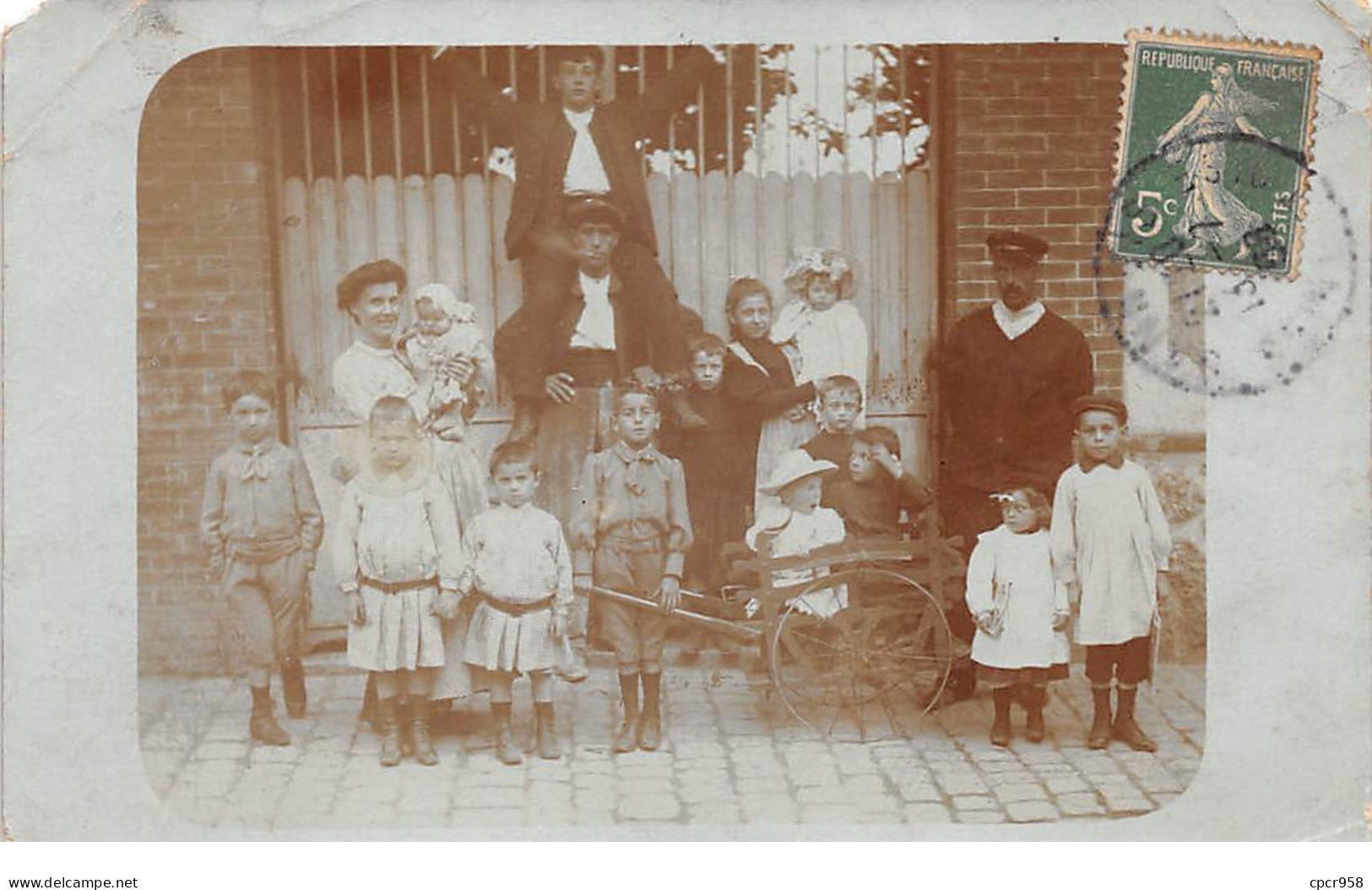 95 - N°64925 - SANNOIS - Photo De Groupe Avec Des Enfants - Carte Photo - Sannois