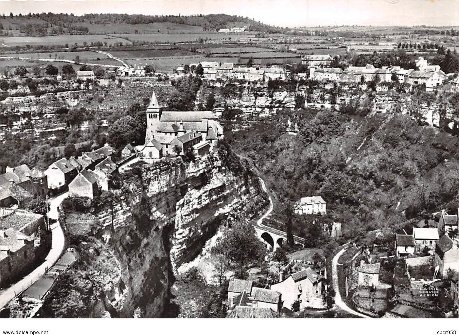 12 .n° 204191.bozouls.vue Générale. Cpsm - 15 X 10.5 Cm - Bozouls