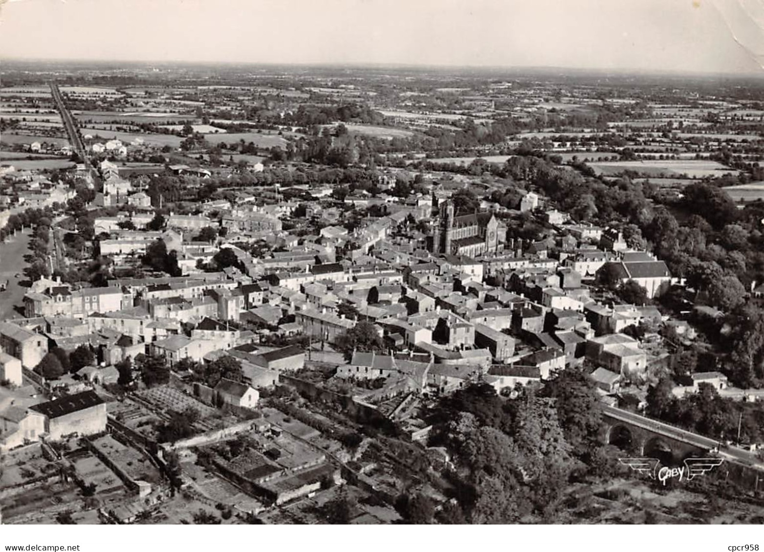 85.n° 205020.montaigu.vue Générale.cpsm - 15 X 10.5 Cm - Montaigu