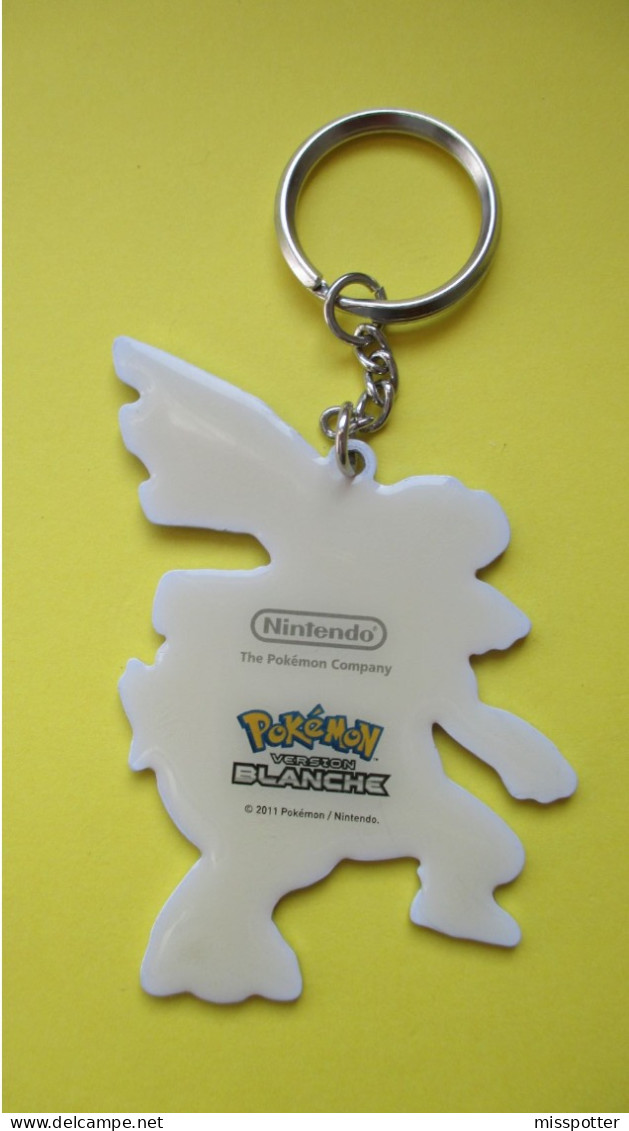 Porte Clé Officiel Pokémon Version Blanche NINTENDO 2011 - Llaveros