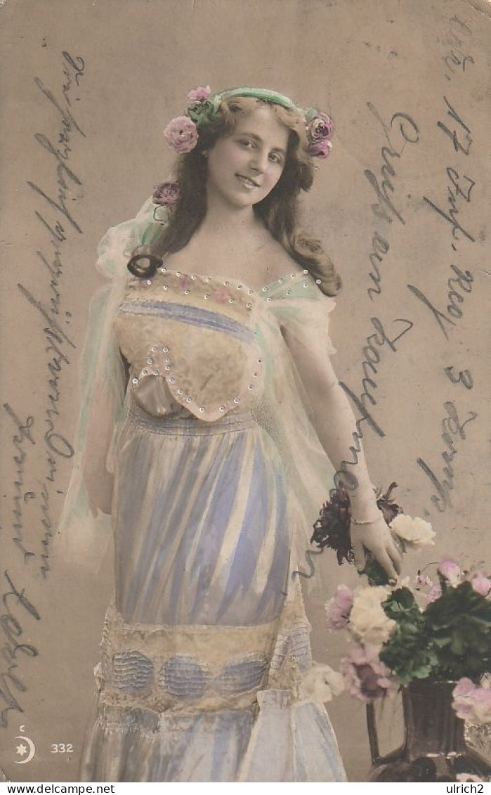 AK Frau In Kleid Mit Blumenkranz - 1913 (68705) - Femmes