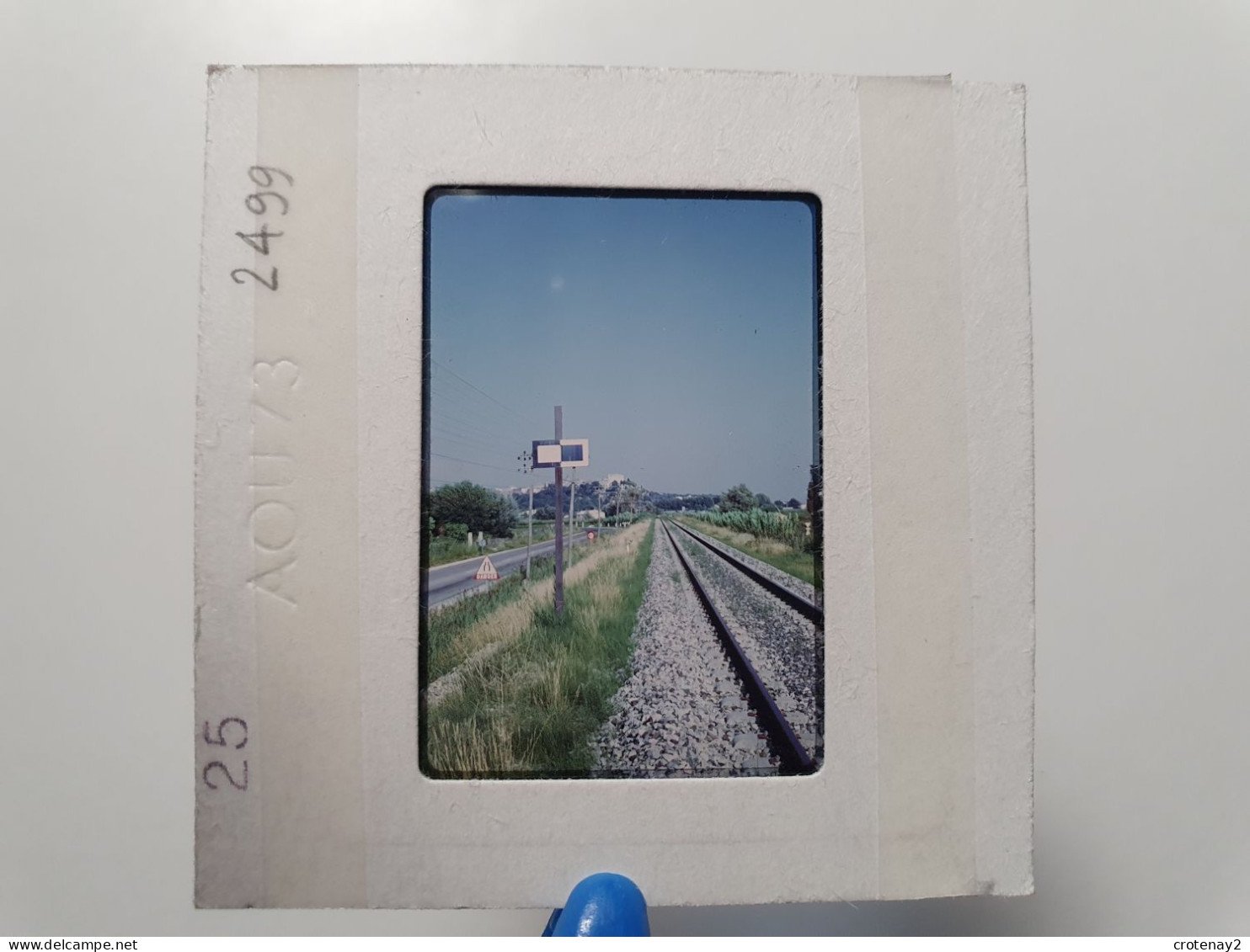 Photo Diapo Diapositive Slide TRAIN Signaux Signalisation PANCARTE GARE En 1973 VOIR ZOOM - Diapositives