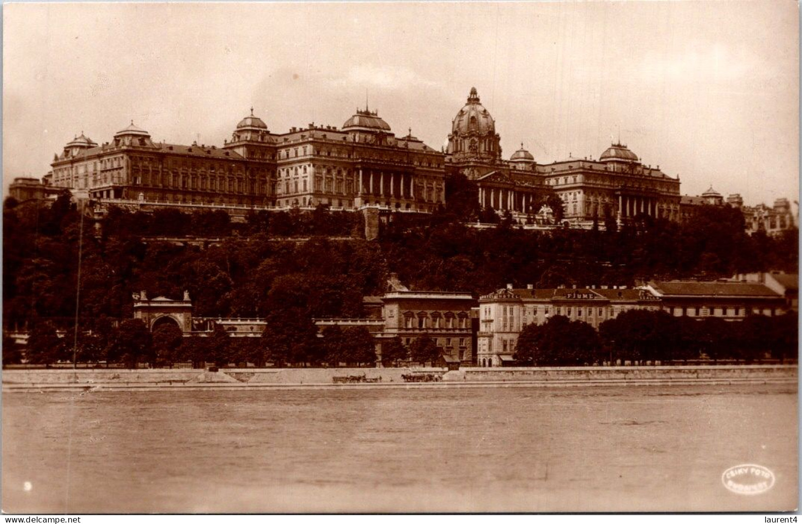 13-4-2024 (1 Z 46) VERY OLD - (not Posted) B/w - Hungary - Royal Palace In Budapest - Kastelen