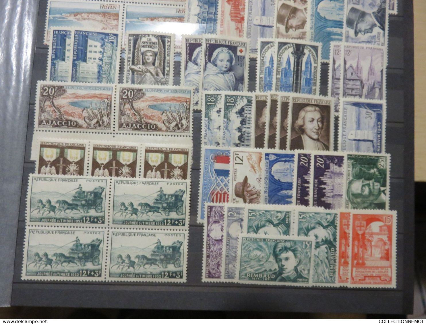 lot de timbres de FRANCE,,surtout lire description ,,, à vous de voir si encherir ou pas ,, 1er partie sans charniere