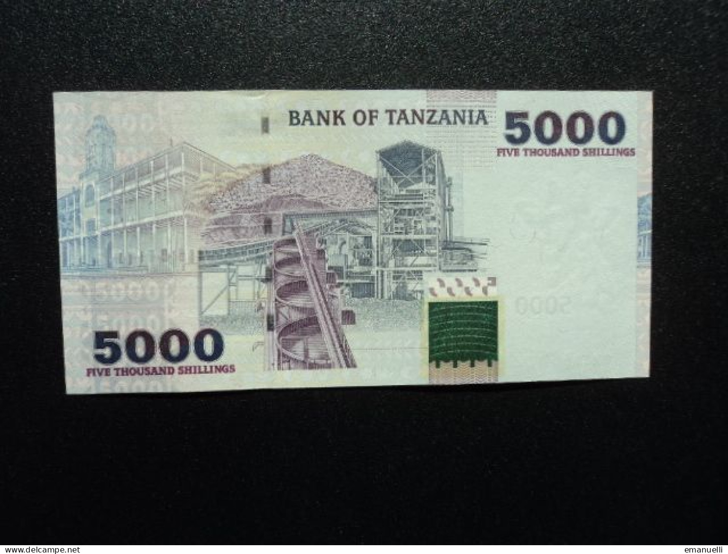 TANZANIE * : 5000 SHILINGI  ND 2003   Signature 14    P 38     Presque NEUF - Tansania