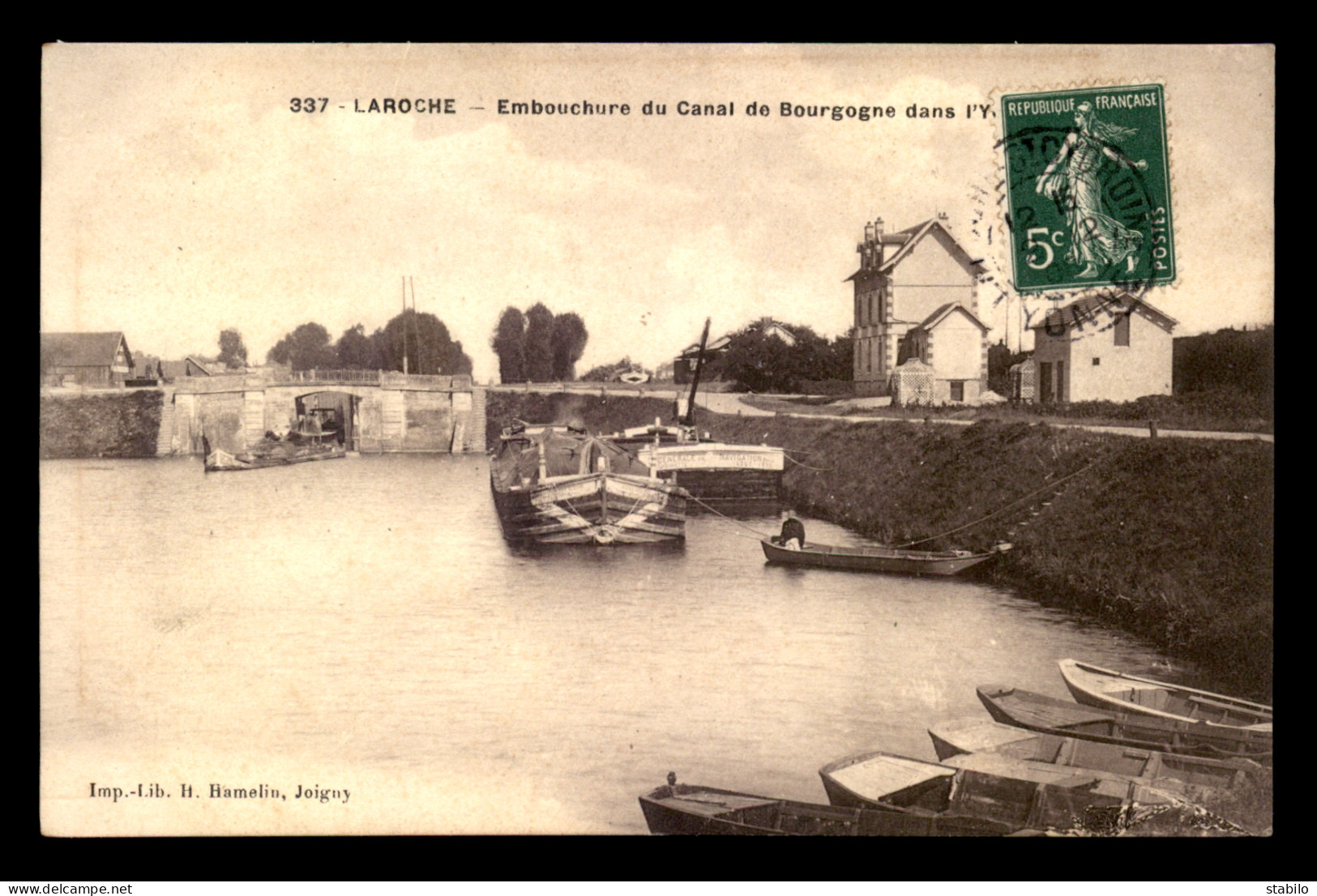 89 - LAROCHE - EMBOUCHURE DU CANAL DE BOURGOGNE - PENICHES - Laroche Saint Cydroine