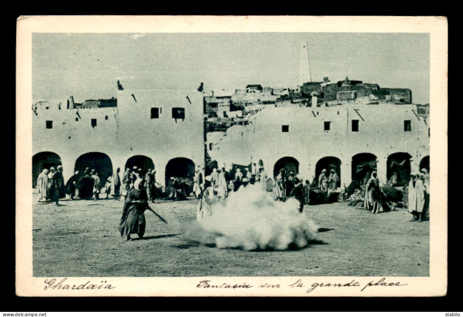 ALGERIE - SAHARA - GHARDAIA - FANTASIA SUR LA GRANDE PLACE - Ghardaia