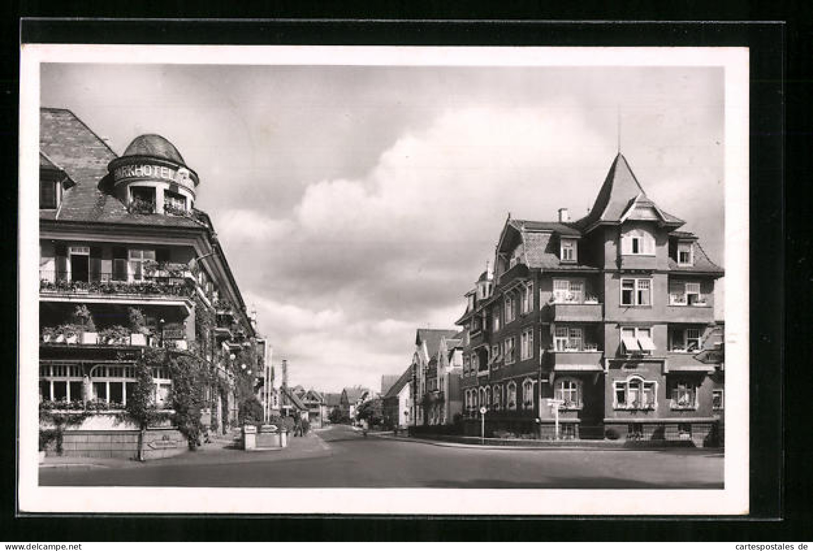 AK Bad Dürrheim, Friedrichstrasse Mit Parkhotel  - Bad Duerrheim