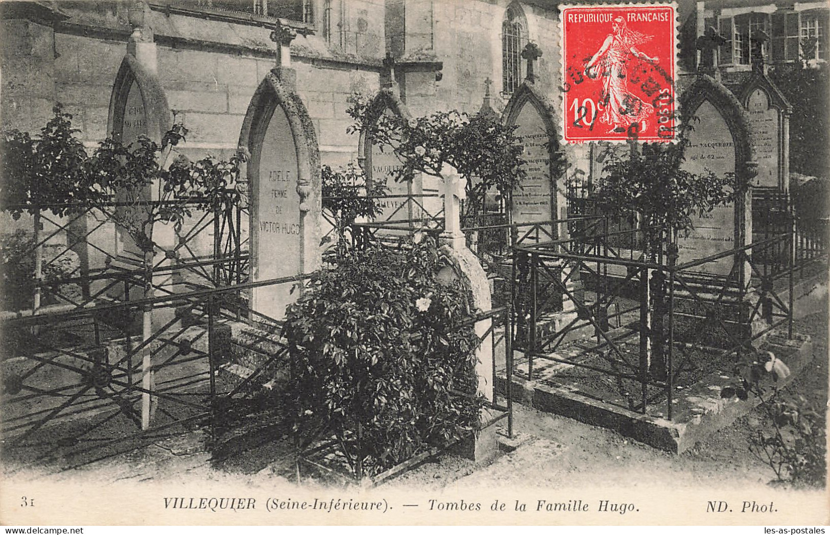 76 VILLEQUIER TOMBES DE LA FAMILLE HUGO - Villequier