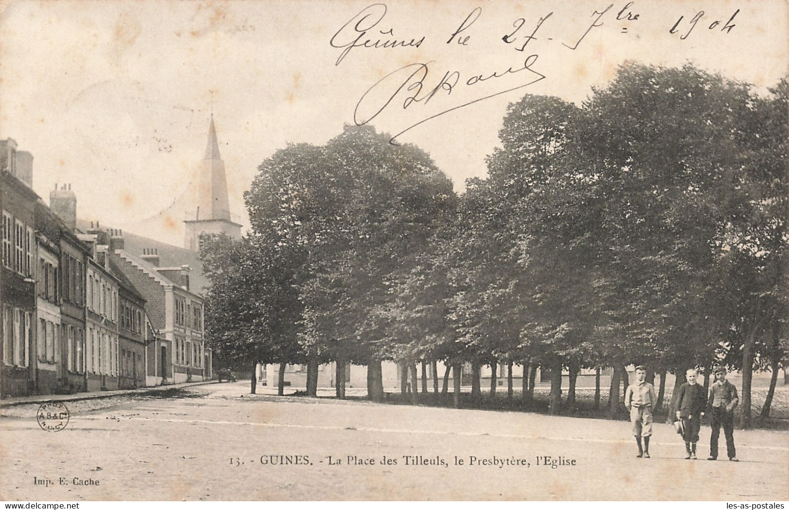 62 GUINES LA PLACE DES TILLEULS - Guines