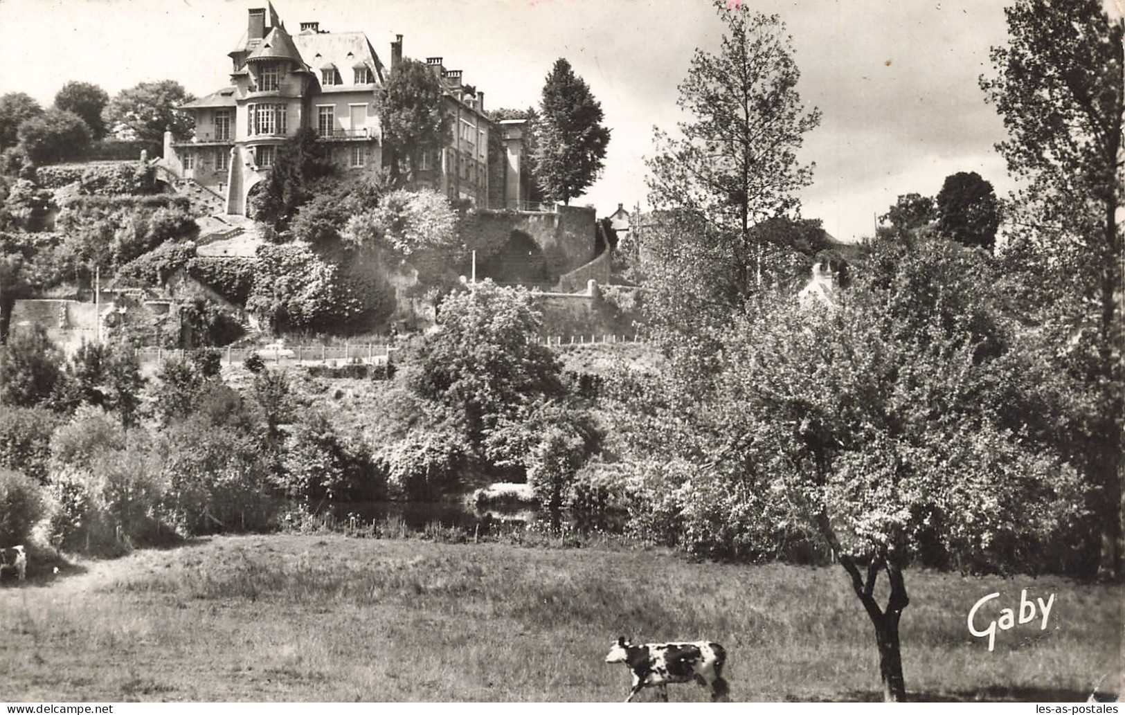 53 AMBRIERES LE GRAND L HOTEL DE VILLE - Ambrieres Les Vallees