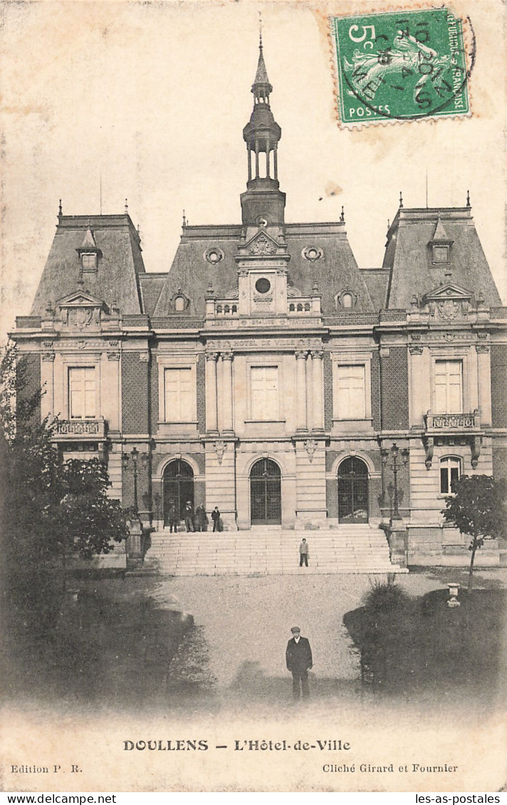 80 DOULLENS L HOTEL DE VILLE - Doullens