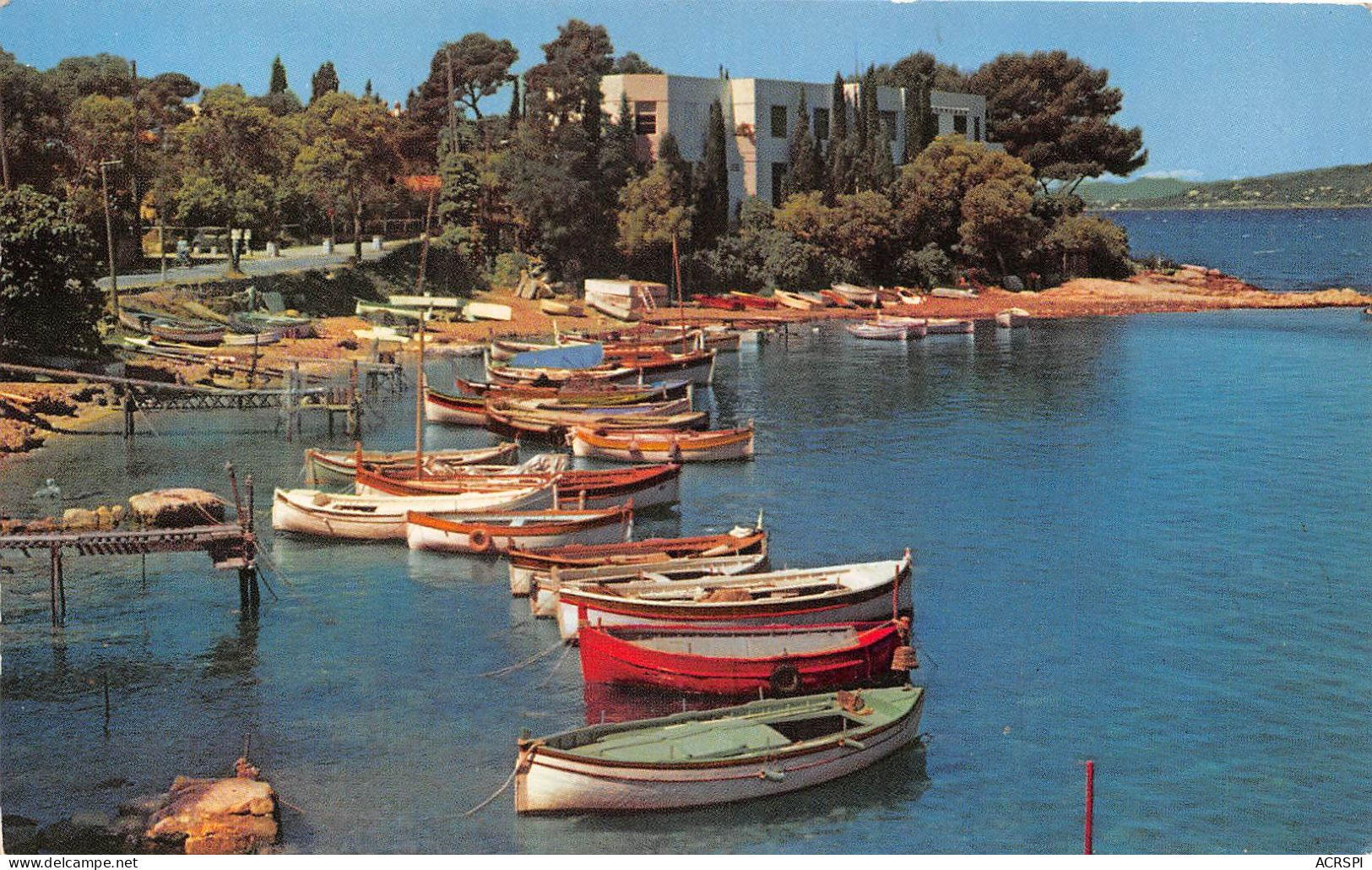 LE CAP D ANTIBES La Villa Aujourd Hui Et Le Petit Port Du Crouton 13(scan Recto-verso) MA532 - Cap D'Antibes - La Garoupe