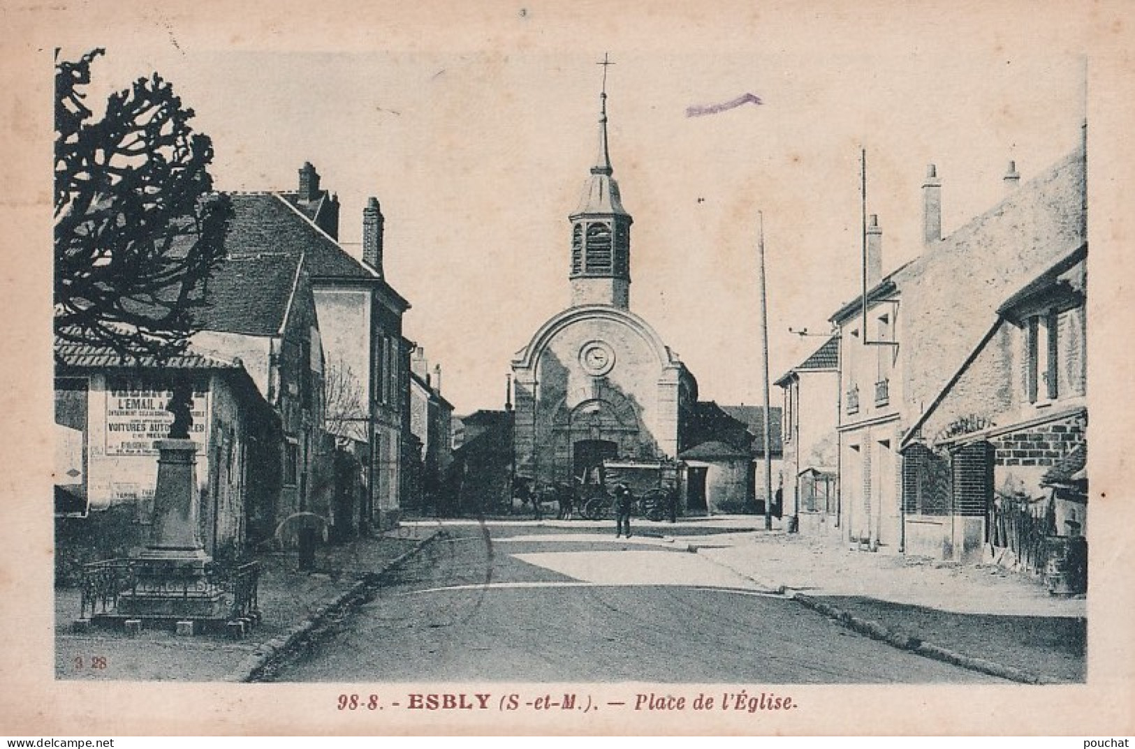 R20-77) ESBLY - PLACE  DE  L ' EGLISE  - EN  1933  - ( 2 SCANS ) - Esbly