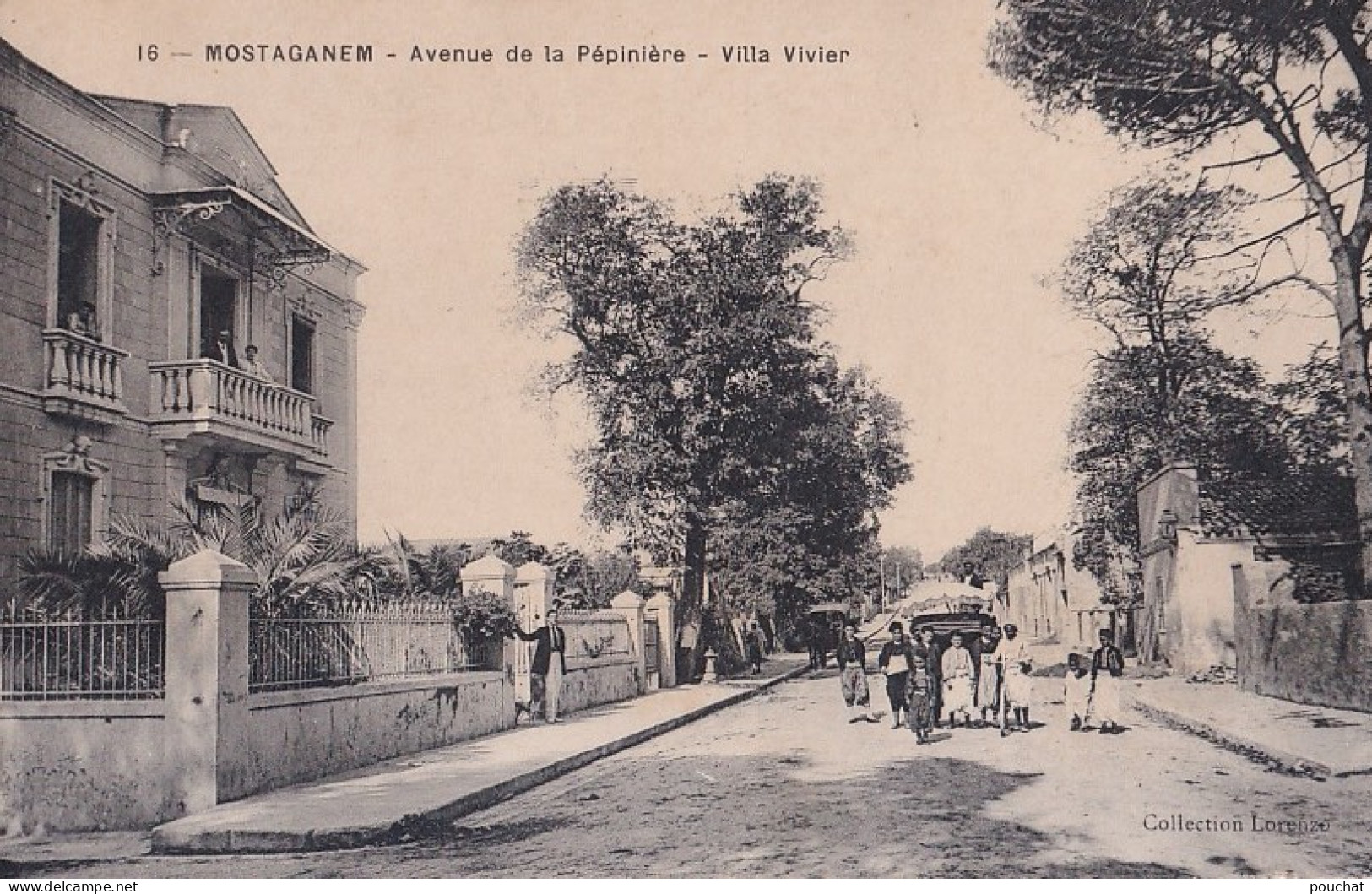 R21- MOSTAGANEM - AVENUE DE LA PEPINIERE - VILLA  VIVIER - ANIMEE - HABITANTS - ( 2 SCANS ) - Mostaganem