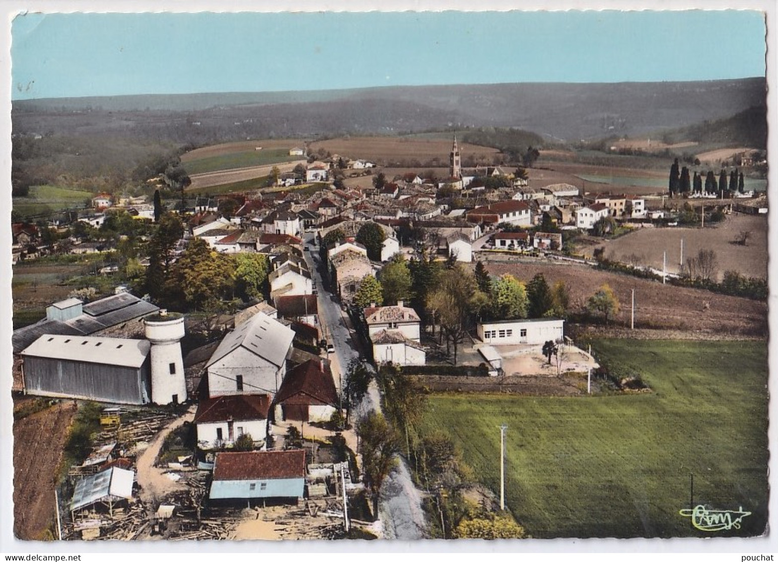 R23-82) BOURG  DE  VISA - TARN ET GARONNE - VUE   AERIENNE  - ( 2 SCANS ) - Bourg De Visa