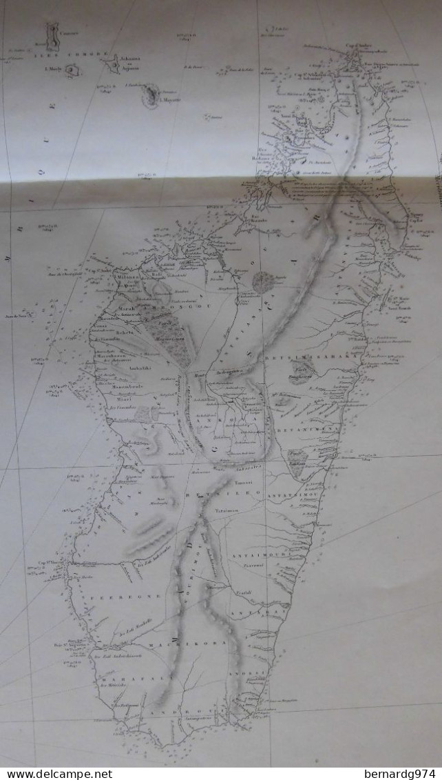 Canal du Mozambique Madagascar Comores  : très grande carte de 1838 au Dépôt général de la Marine