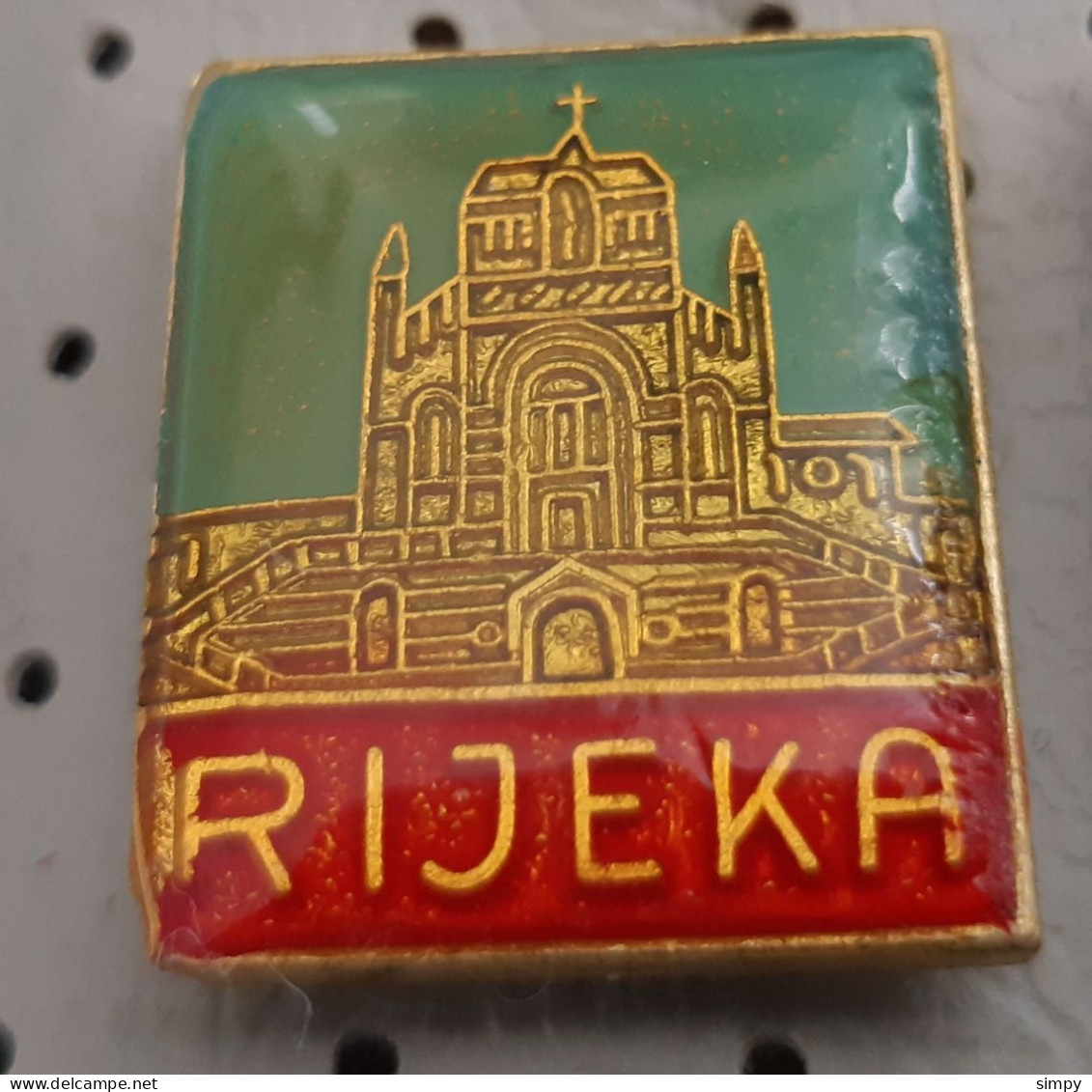 RIJEKA Trsat Church Coat Of Arms Croatia Pin - Cities